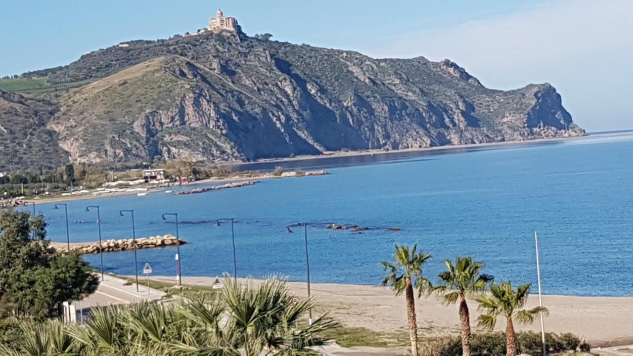 Golfo Di Tindari Apartments فالكوني المظهر الخارجي الصورة