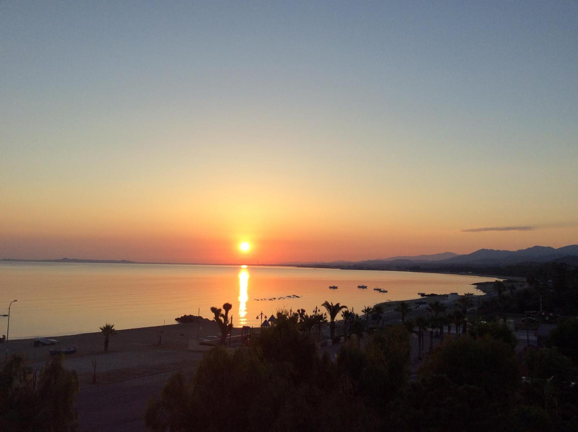 Golfo Di Tindari Apartments فالكوني المظهر الخارجي الصورة