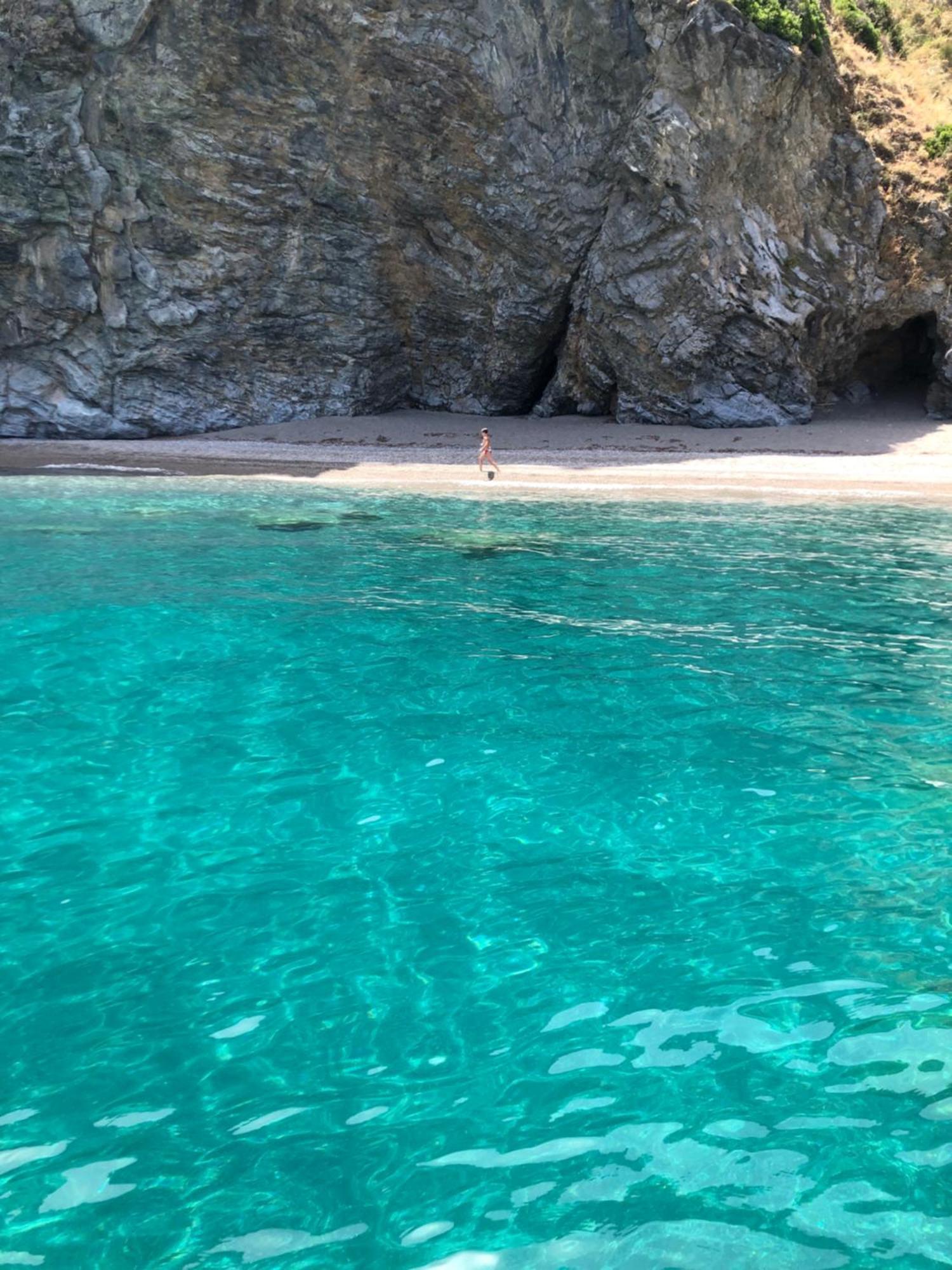 Golfo Di Tindari Apartments فالكوني المظهر الخارجي الصورة