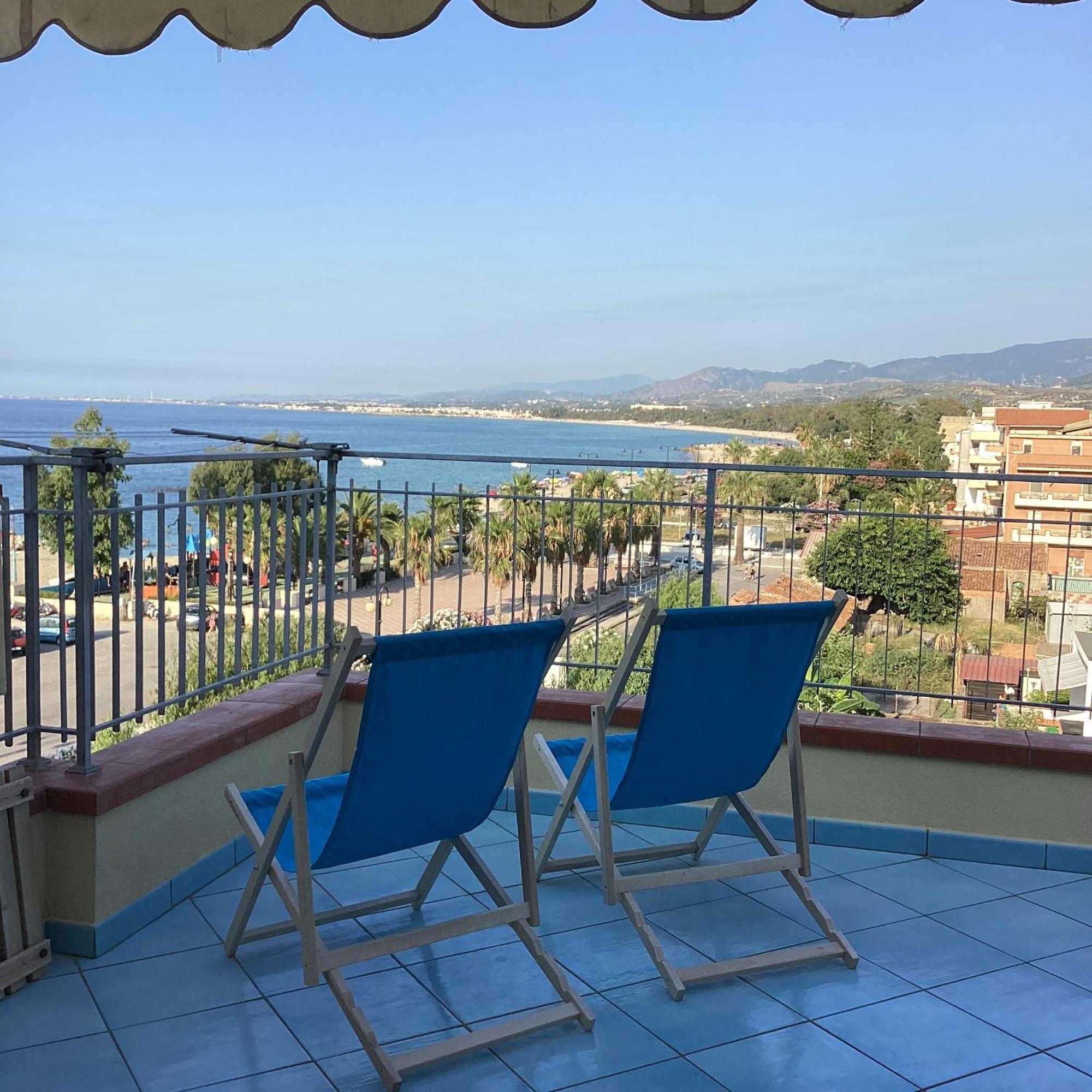 Golfo Di Tindari Apartments فالكوني المظهر الخارجي الصورة