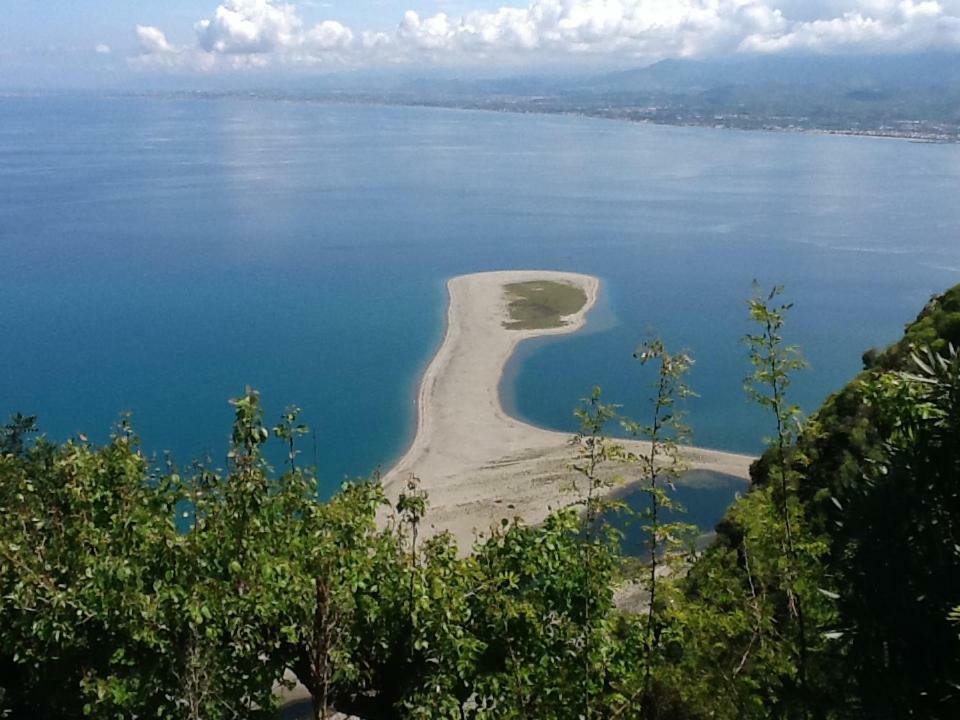 Golfo Di Tindari Apartments فالكوني المظهر الخارجي الصورة