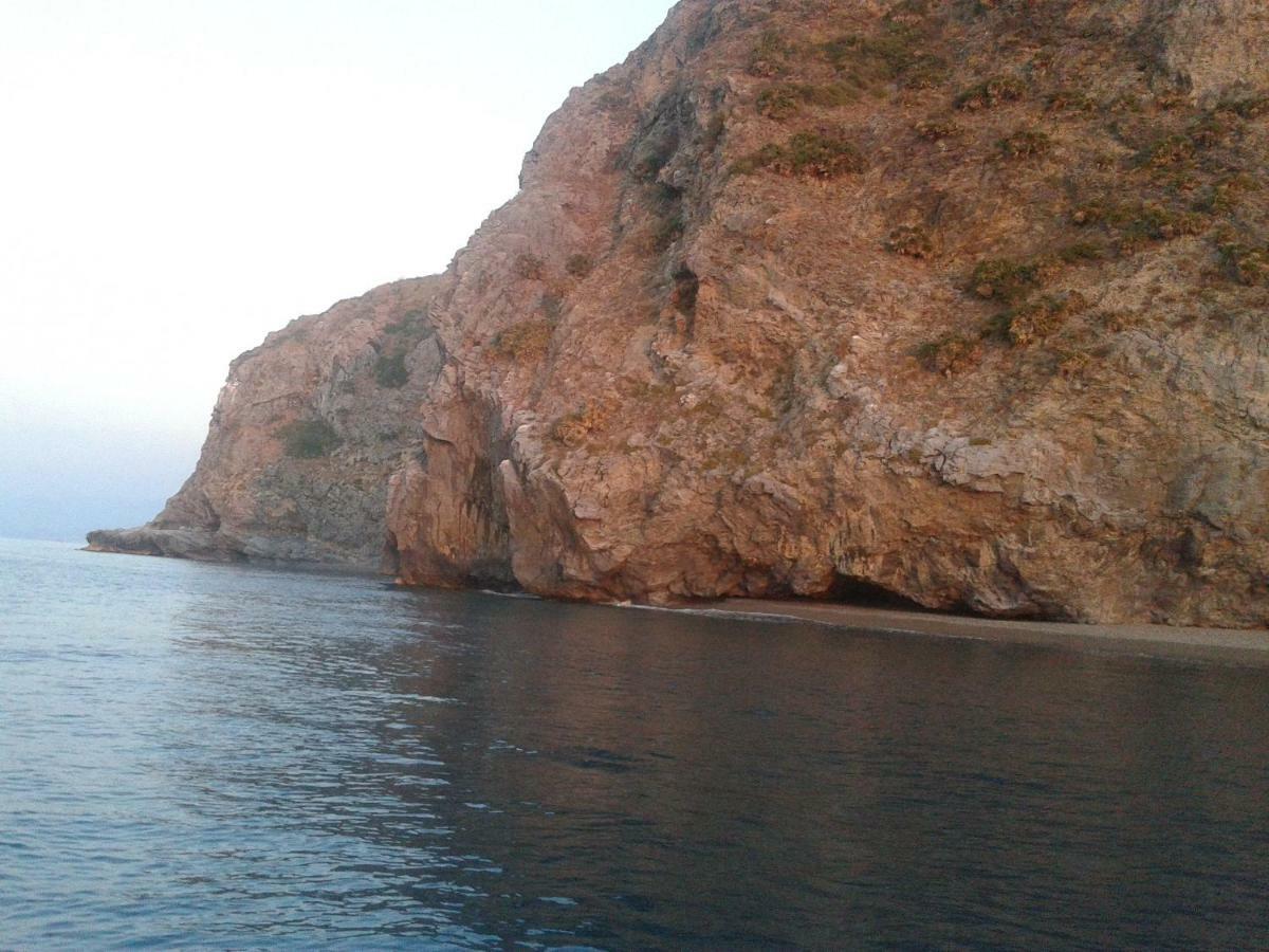 Golfo Di Tindari Apartments فالكوني المظهر الخارجي الصورة