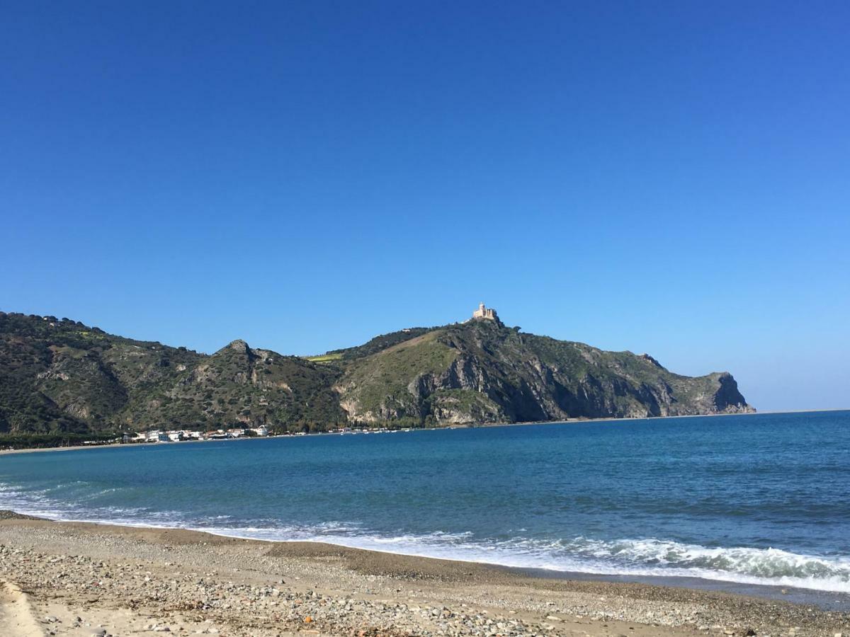 Golfo Di Tindari Apartments فالكوني المظهر الخارجي الصورة